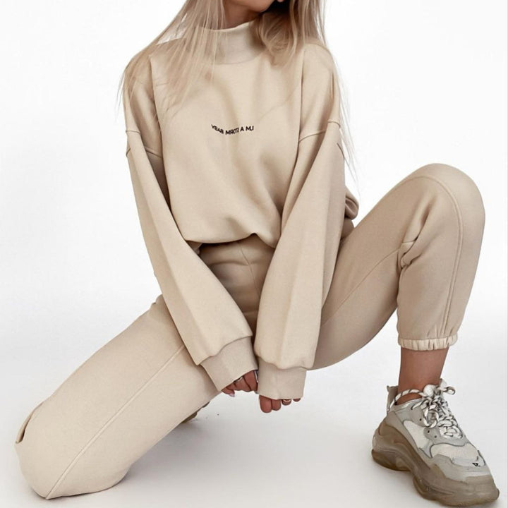 Women's sporty set with high collar and loose fit Lisslune