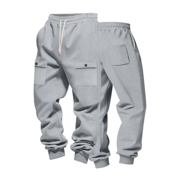 Men's cargo jogging pants made of soft cotton blend with elastic waistband and practical pockets Lisslune