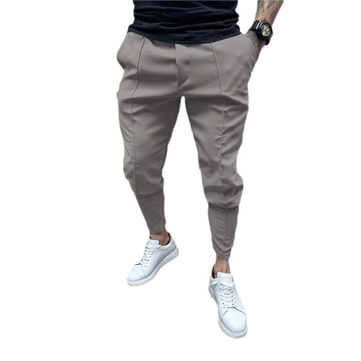 Men's stylish joggers with a slim fit and practical pockets Lisslune
