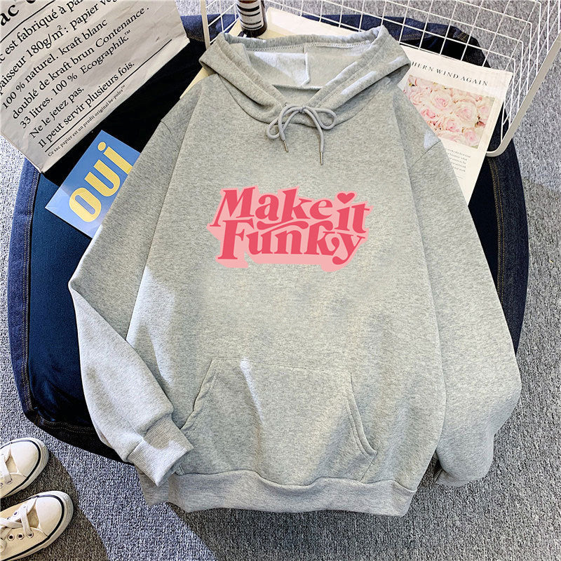 Women's hoodie with striking lettering Lisslune