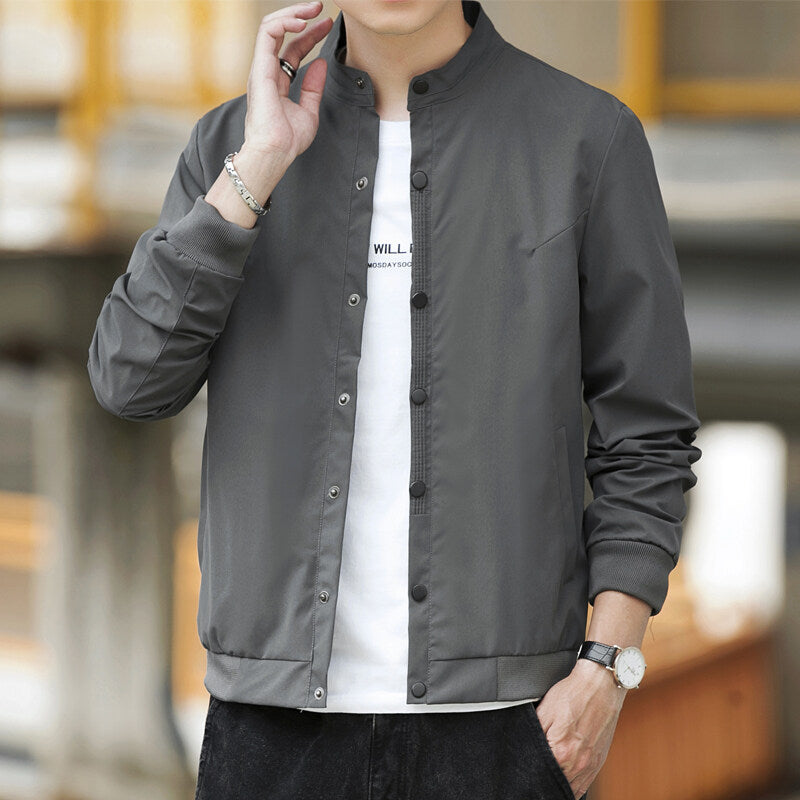Men's lightweight transitional jacket with high collar and practical snap buttons Lisslune