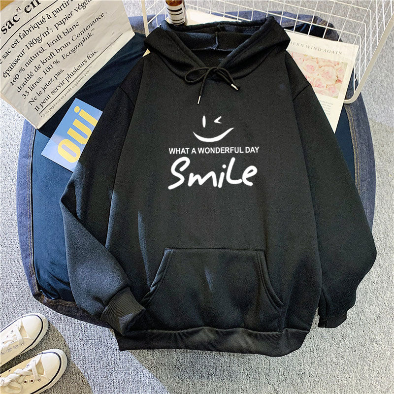 Women's hoodie with cheerful smile print Lisslune