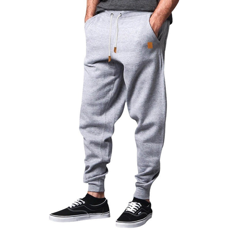 Men's comfortable jogging pants with elastic waistband and practical cut Lisslune