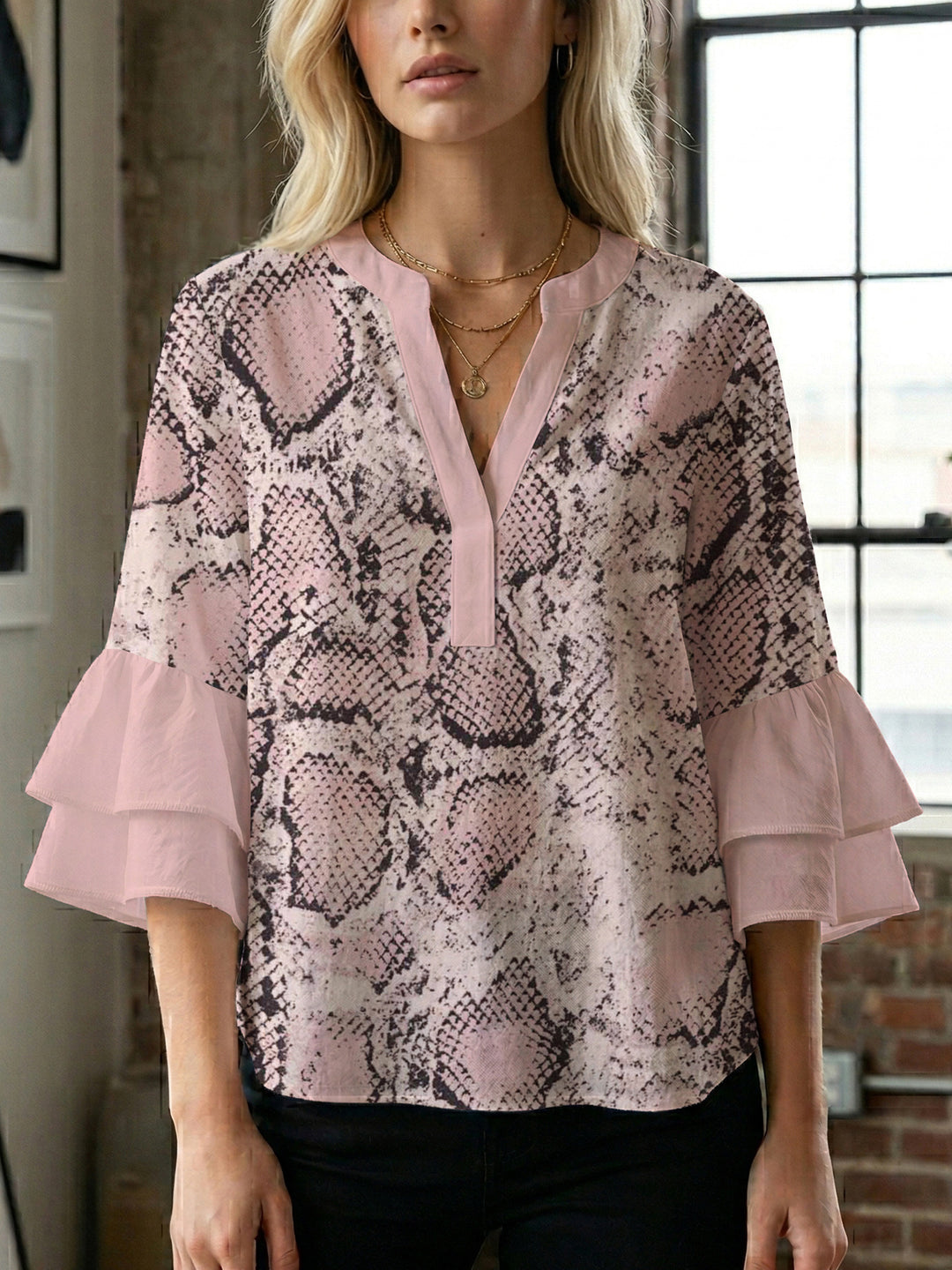 Women's casual blouse with ruffled sleeves and botanical print Lisslune