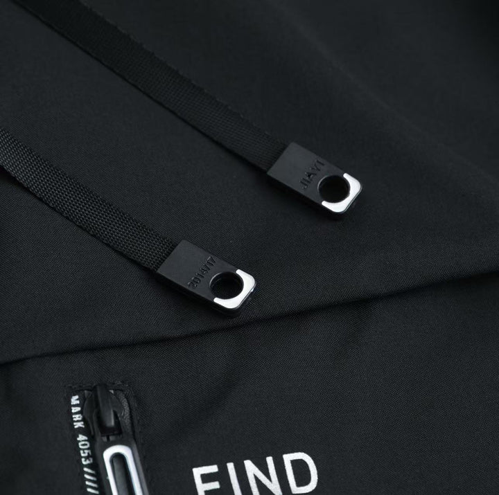 Men's Lightweight and Water-Repellent Outdoor Jacket Lisslune