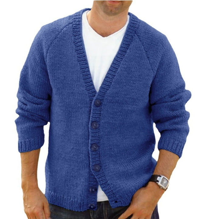 Men's cozy knitted cardigan with deep V-neck and button details Lisslune