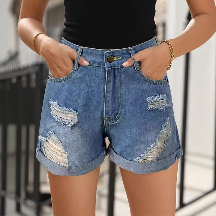 Women's Destroyed Denim Shorts with High Waist and Stylish Fringe Look Lisslune
