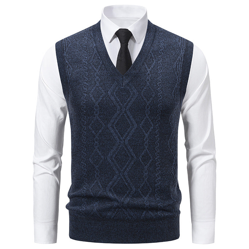 Men's knitted sweater with V-neck and textured cable pattern Lisslune