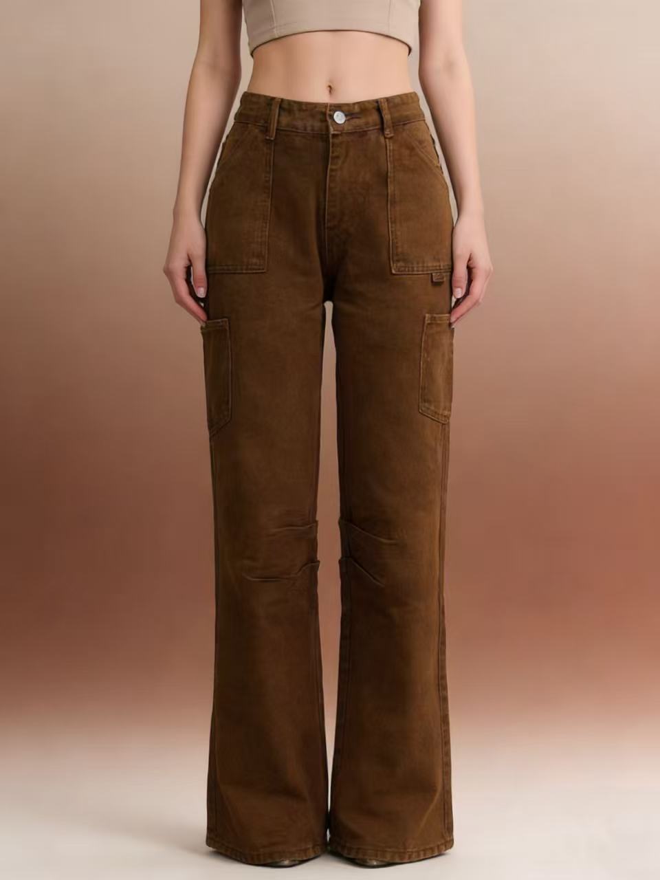Women's cargo pants in a casual, loose fit with practical side pockets Lisslune