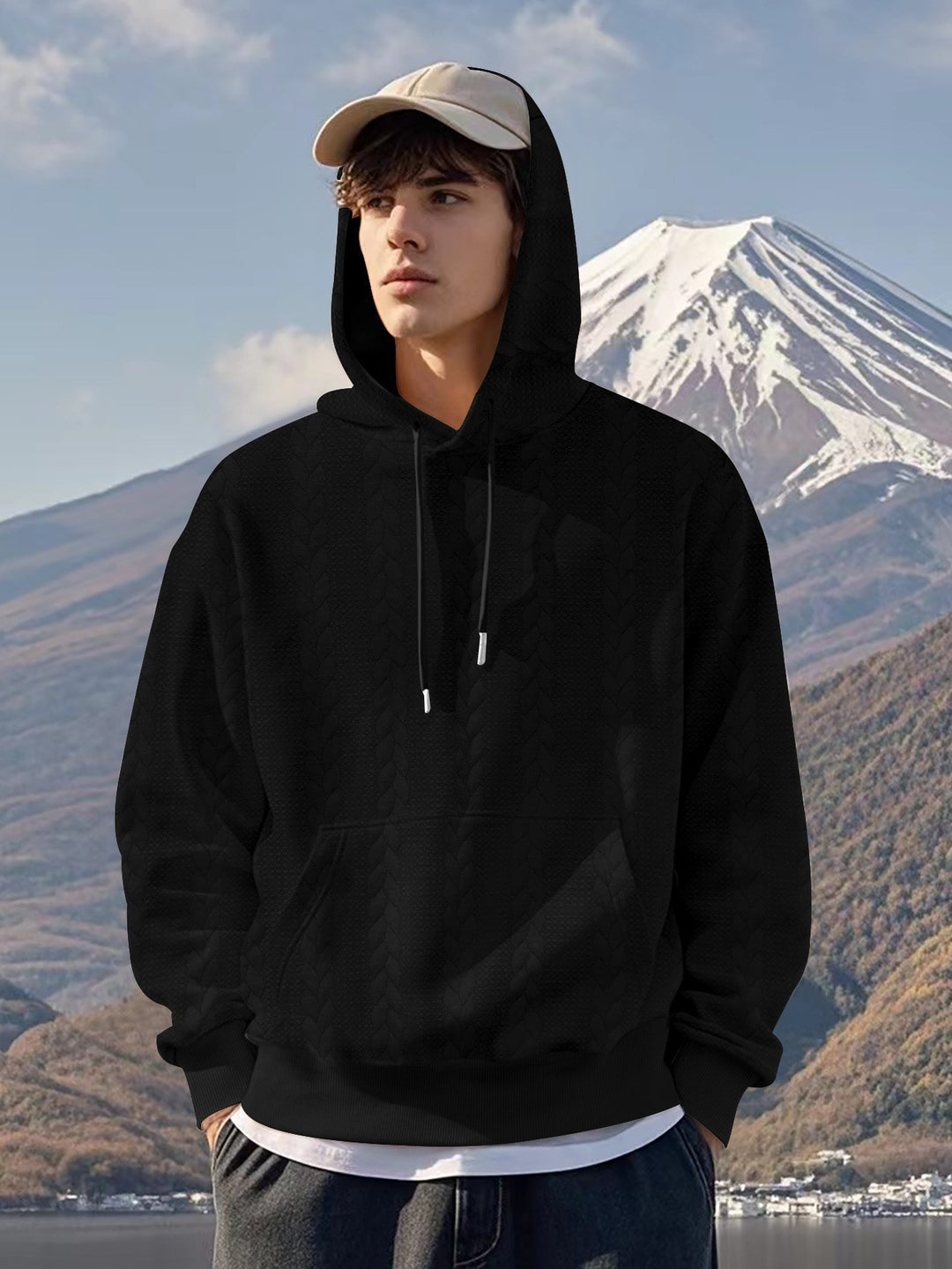 Men's hoodie made of soft fleece with textured design Lisslune
