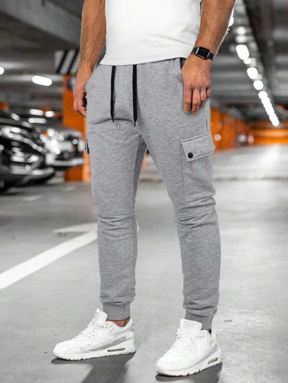 Men's cargo training pants with versatile pockets and modern cut Lisslune