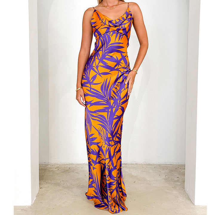 Women's maxi dress with deep neckline and floral print Lisslune