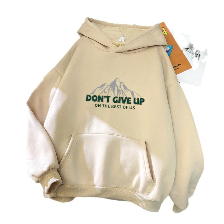 Women's hoodie with motivating mountain design Lisslune