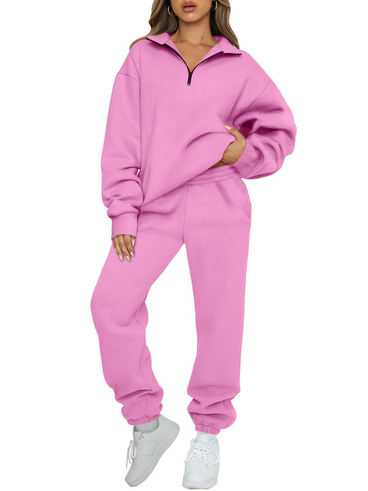 Women's comfortable sweatpants set with modern stand-up collar and kangaroo pocket Lisslune