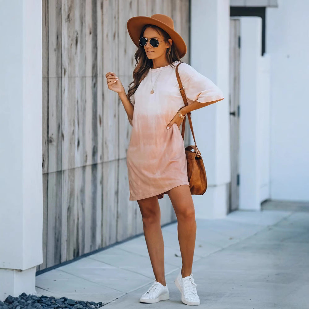 Women's T-shirt dress with trendy gradient and casual cut