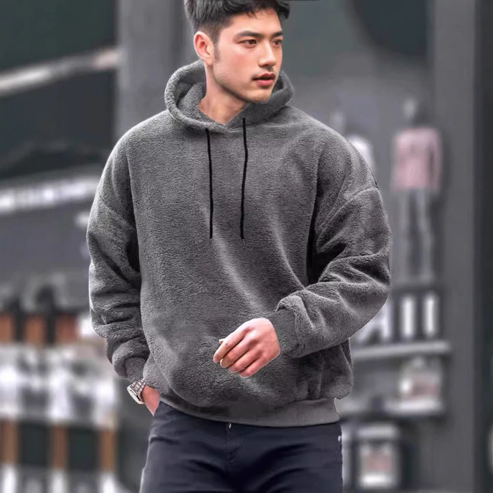 Men's hoodie made of soft fleece with kangaroo pocket Lisslune