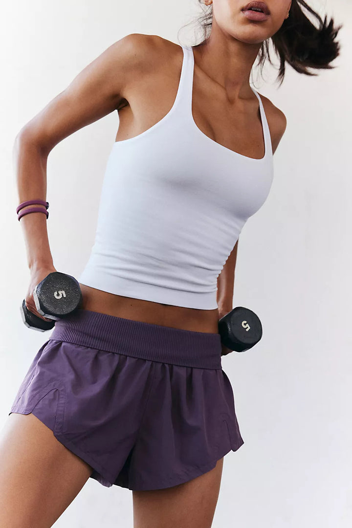 Ladies sporty short-sleeved top with ergonomic cut and side ventilation detail Lisslune