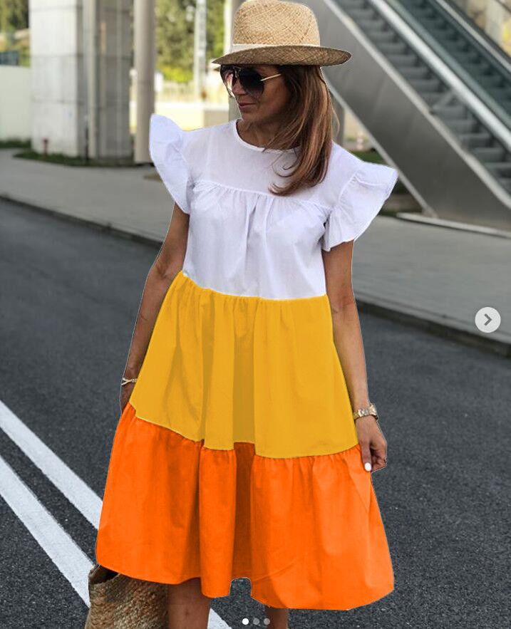 Women's casual summer dress with trendy ruffle design and airy cut