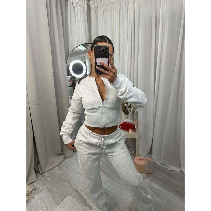 Ladies sporty two-piece set with cropped zip pullover and comfortable joggers Lisslune