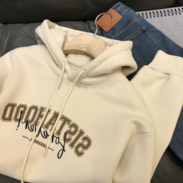 Women's hoodie with creative lettering and casual oversized fit