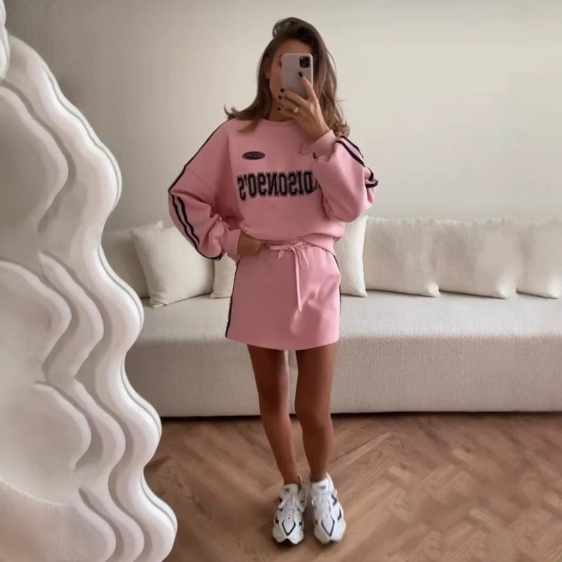 Ladies sporty sweatshirt dress with loose fit and elastic waist Lisslune