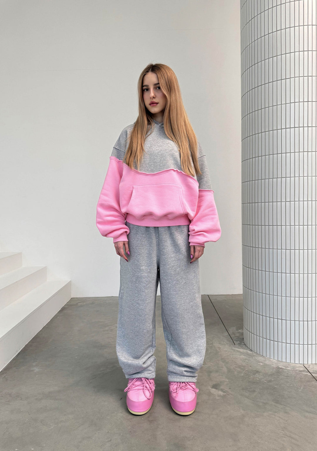Ladies sporty loungewear set with modern design Lisslune