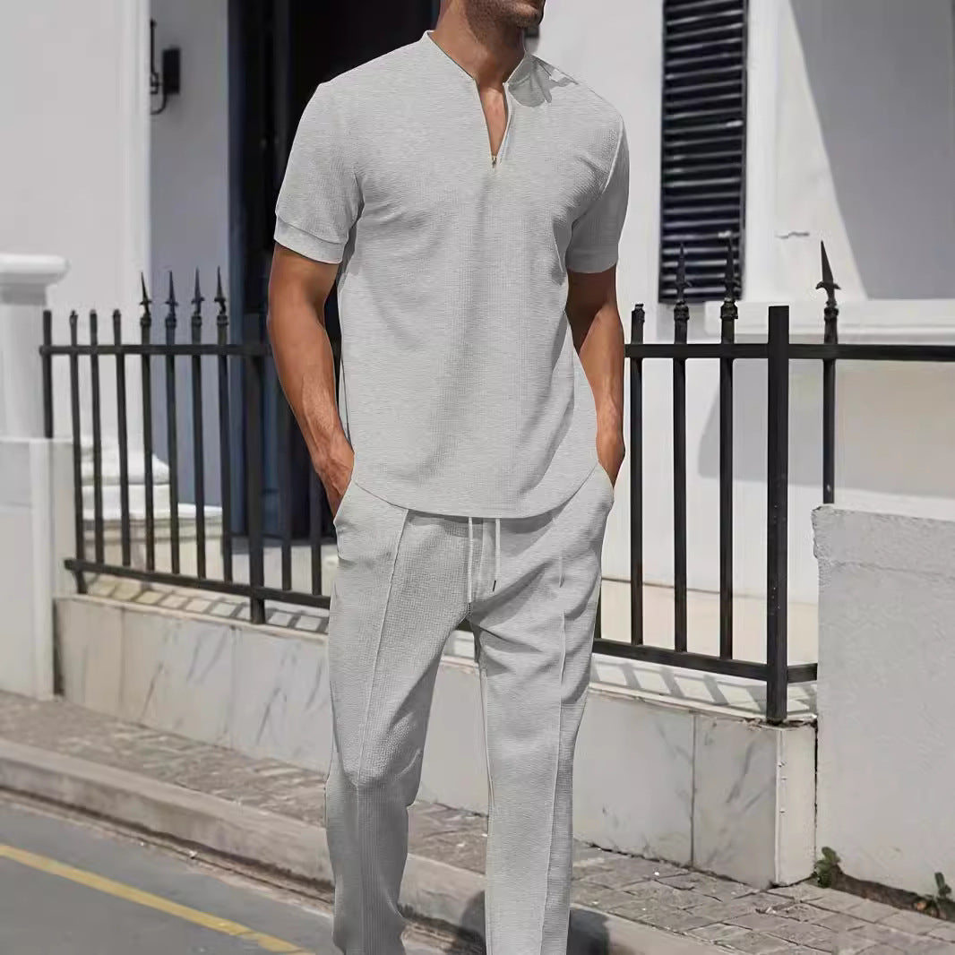 Men's sporty two-piece outfit with modern zipper and breathable materials Lisslune