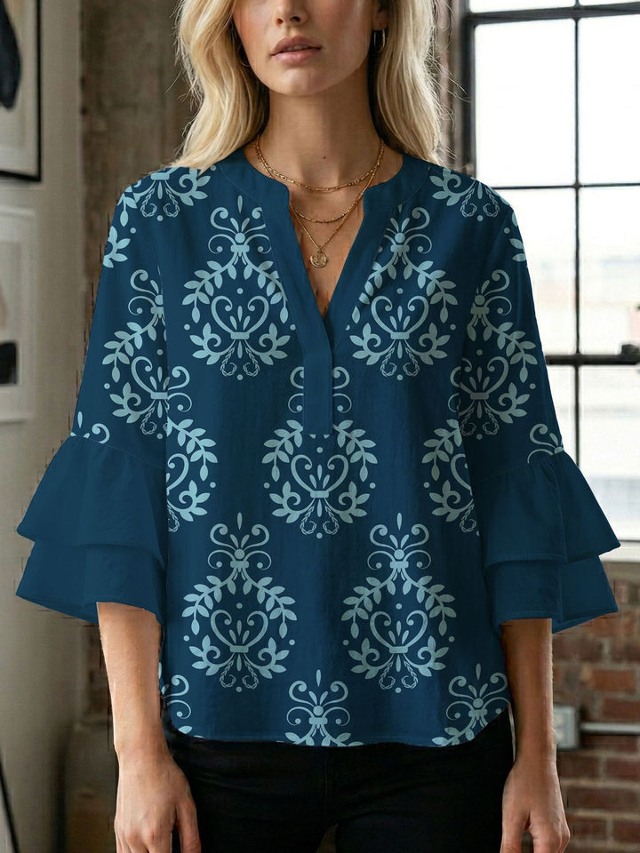 Ladies blouse with beautiful floral design Lisslune