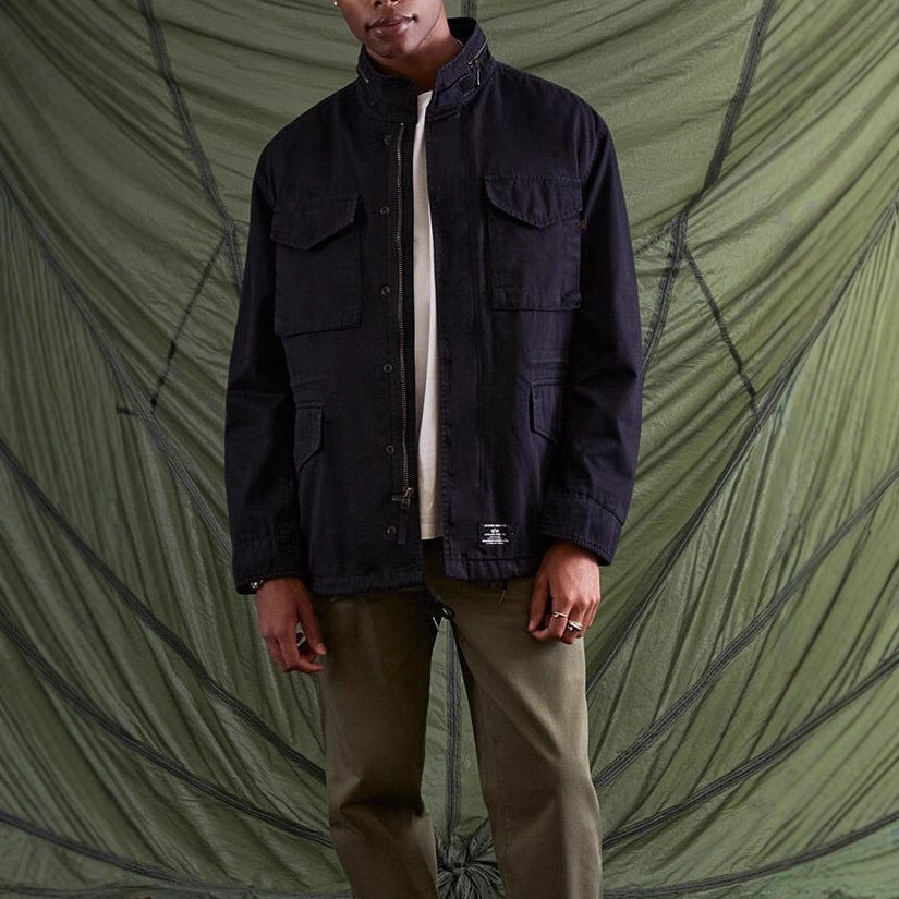 Men's functional leisure jacket with large pocket options and modern collar Lisslune