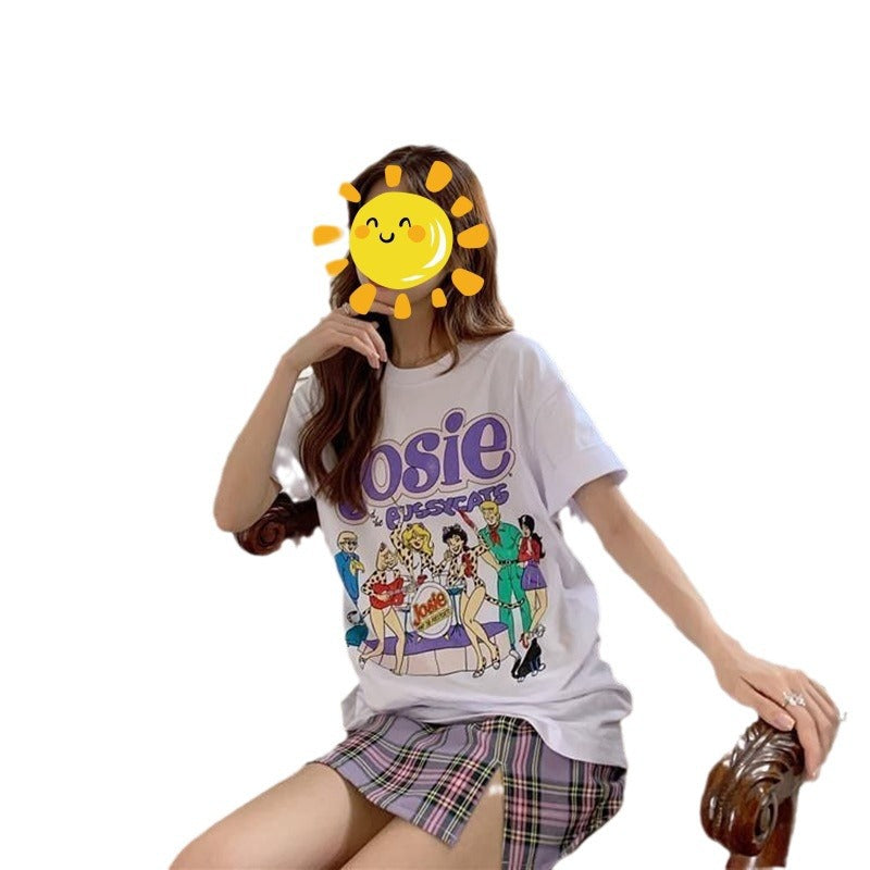 Ladies Graphic T-Shirt with vintage red print and loose fit
