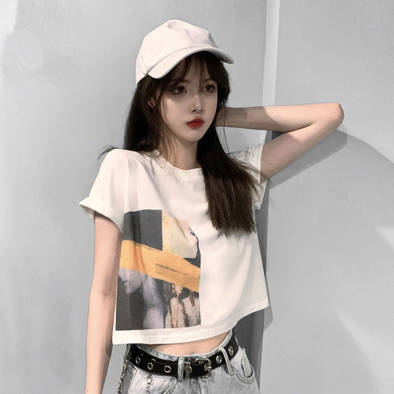 Women’s Crop T-Shirt with Creative Graphic Print Lisslune