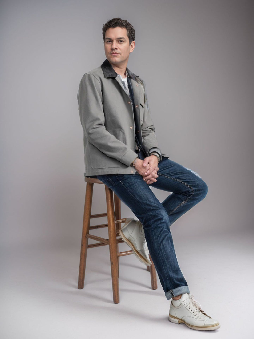 Men's suede jacket with stylish design and practical pockets Lisslune