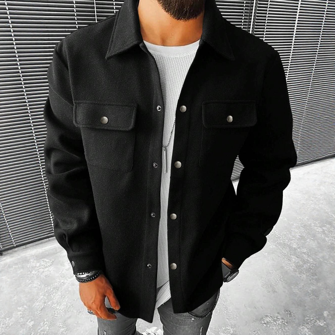 Men's stylish overshirt jacket with practical pockets and modern button design Lisslune