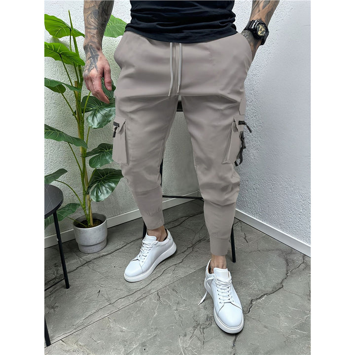 Men's stylish cargo joggers with practical pockets and elastic waistband Lisslune