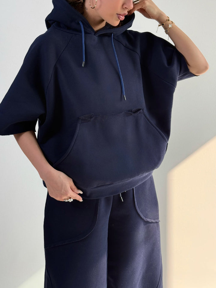 Women's oversized hoodie with kangaroo pocket Lisslune
