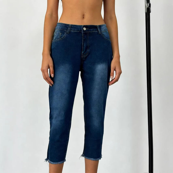 Women's casual high-waist jeans with frayed hem and trendy cut Lisslune