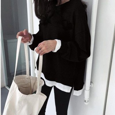 Women's Casual Sweatshirt with Loose Fit and Modern Details