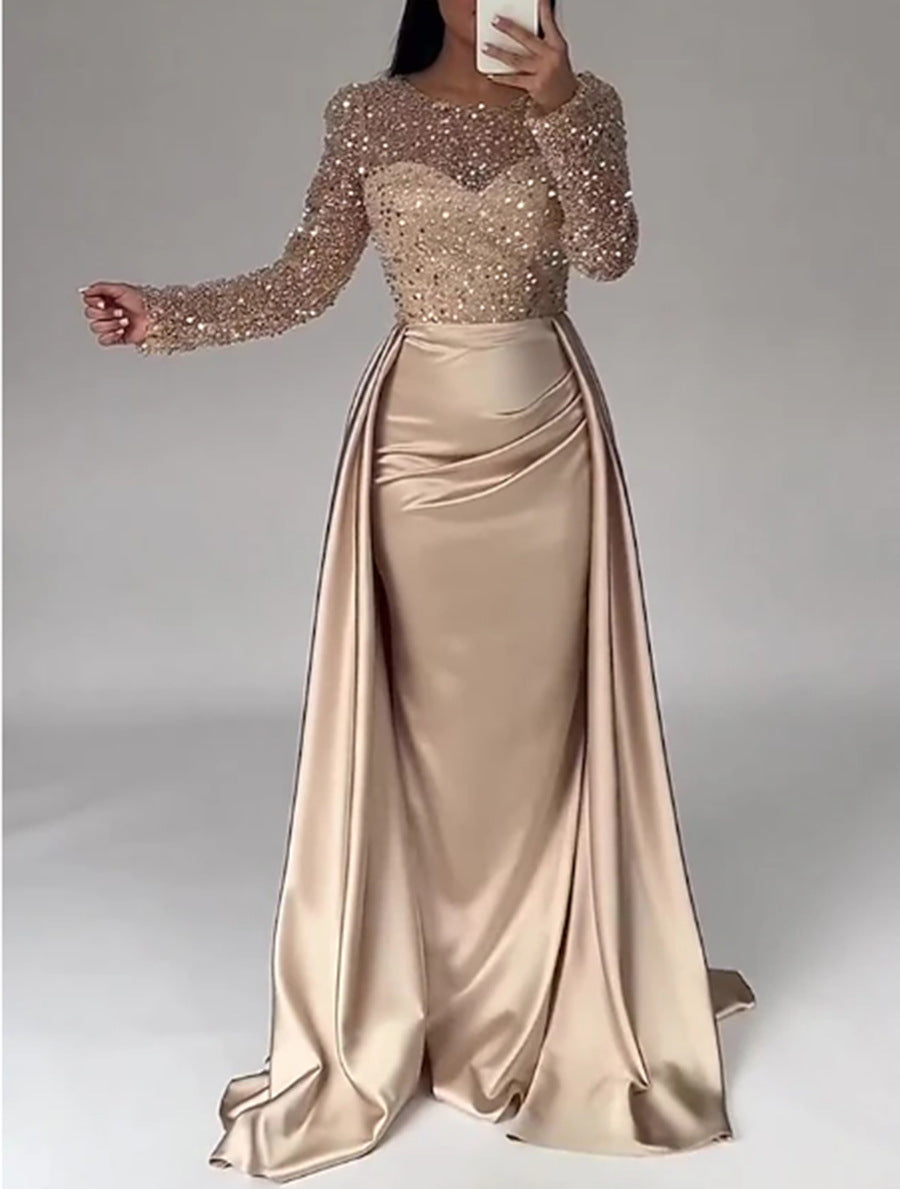 Women Elegant Evening Dress with Glitter Details and Flowing Fabric