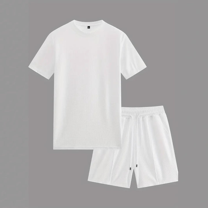 Men's comfortable leisure set with high-quality T-shirt and shorts Lisslune