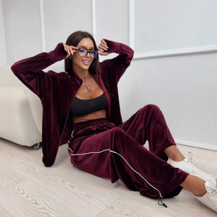 Women's sporty fleece tracksuit with contrasting details Lisslune