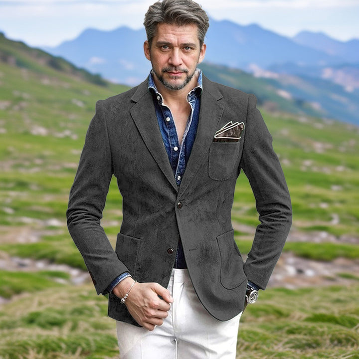 Men's velvet blazer with elegant tailoring Lisslune
