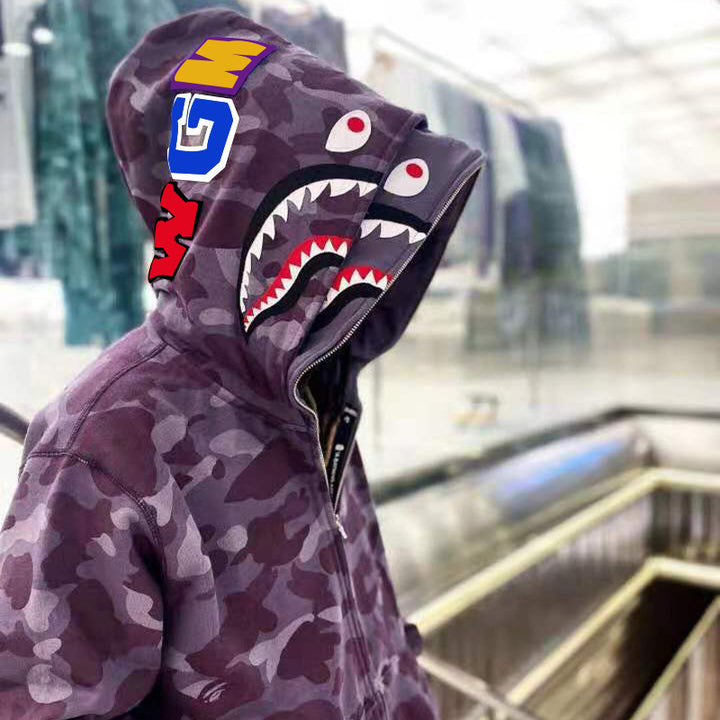 Men's hoodie with a unique camouflage design and a striking zipper Lisslune