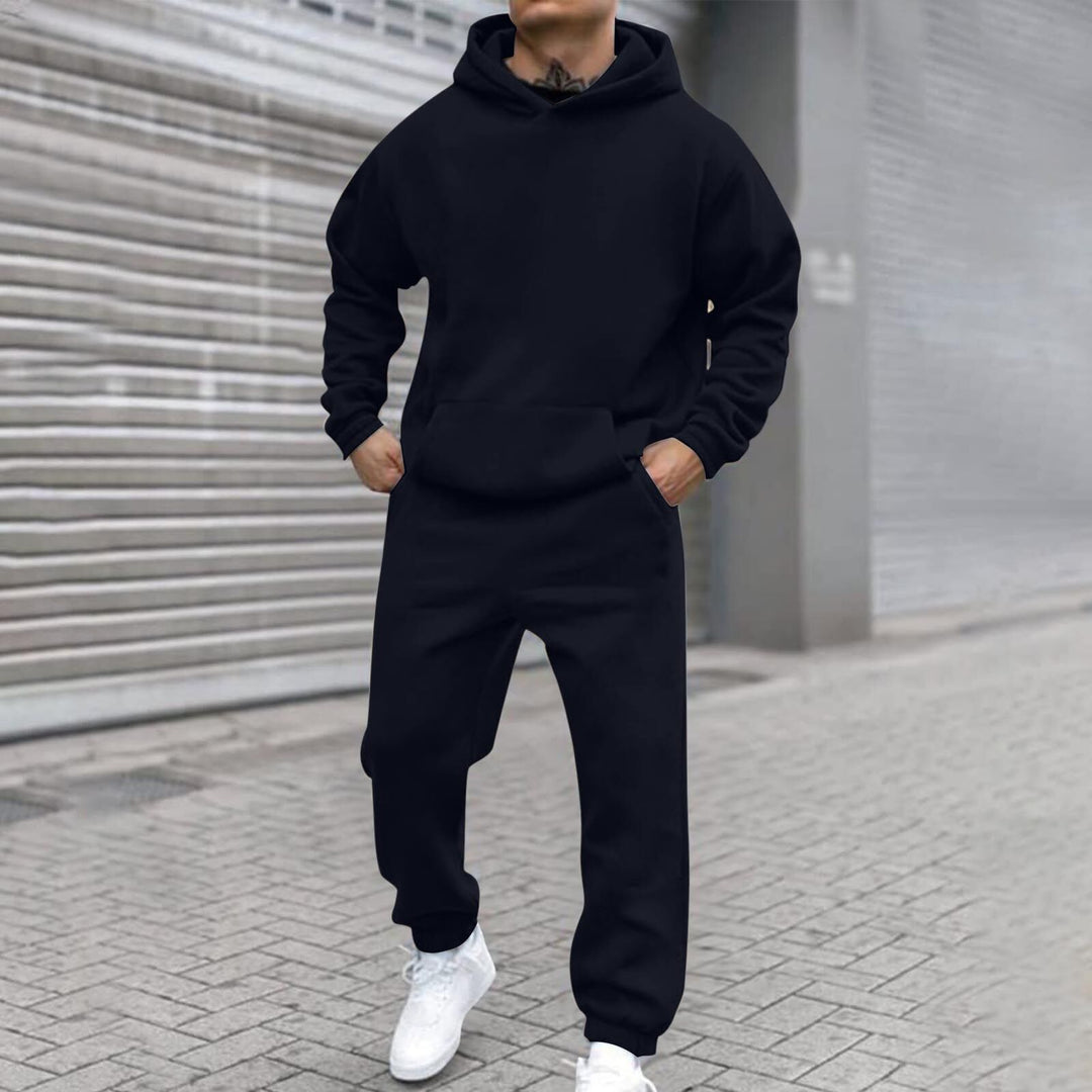 Men's hoodie suit made of comfortable and high-quality sweat material Lisslune