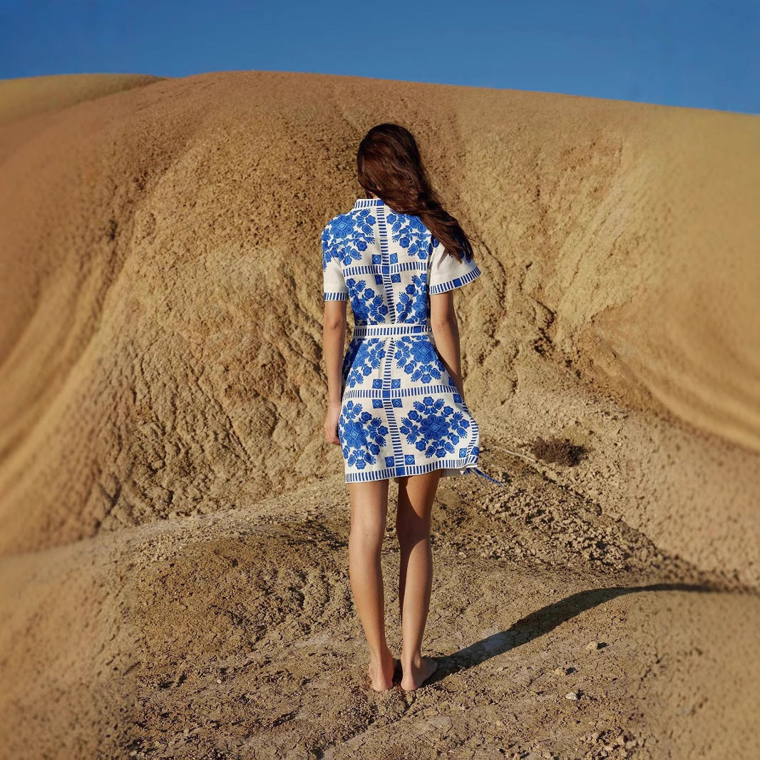 Women's leisure dress with floral pattern and comfortable waist belt Lune London