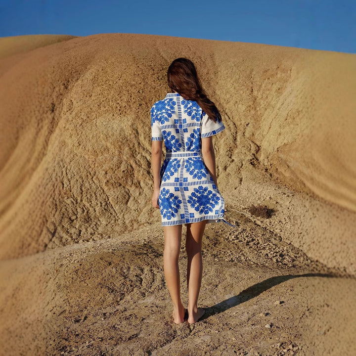 Women's leisure dress with floral pattern and comfortable waist belt Lune London