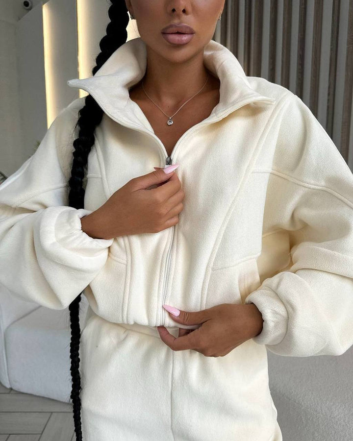 Women's sporty fleece tracksuit with hood and pockets Lisslune