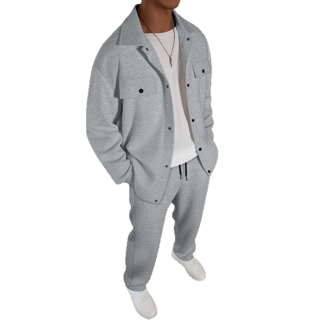 Men's comfortable tracksuit with modern design and practical pockets Lisslune