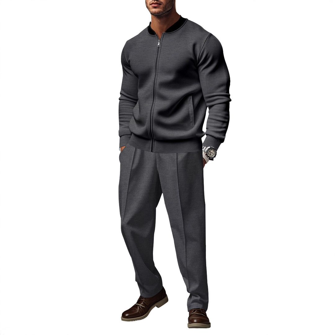 Men's sporty tracksuit with practical pockets and short zipper Lisslune