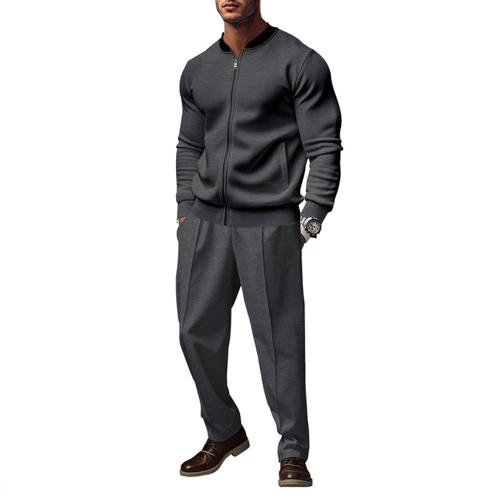 Men's sporty tracksuit with practical pockets and short zipper Lisslune
