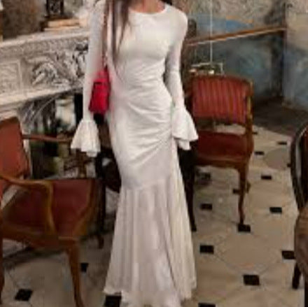 Women's form-fitting long dress with stylish shell design and elegant sleeve finish